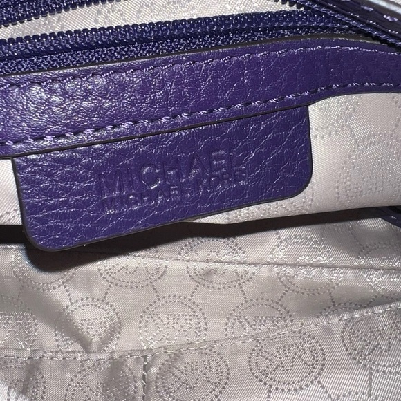 Michael Kors Tote Shoulder Bag Purple Leather Silver Tone Chain Logo MK Small - Picture 6 of 9